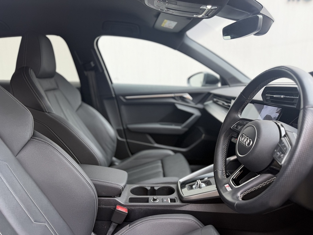Audi A3 Tfsie S Line RF22VHM Black #6