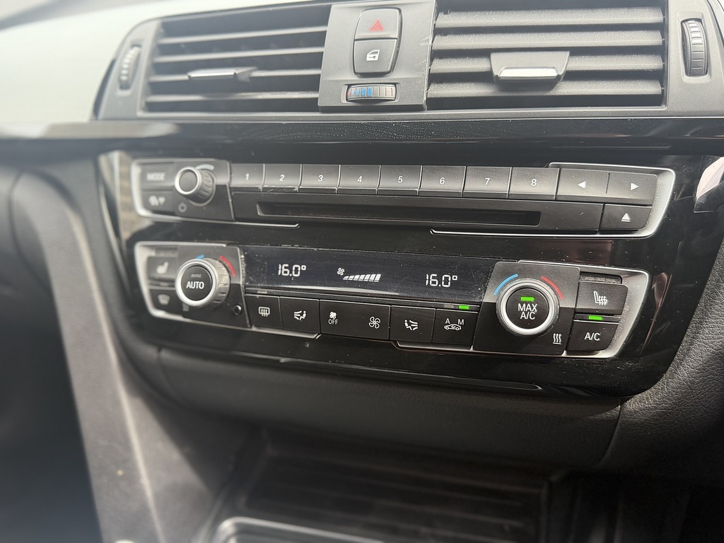 BMW 3 Series 320D Se White #22