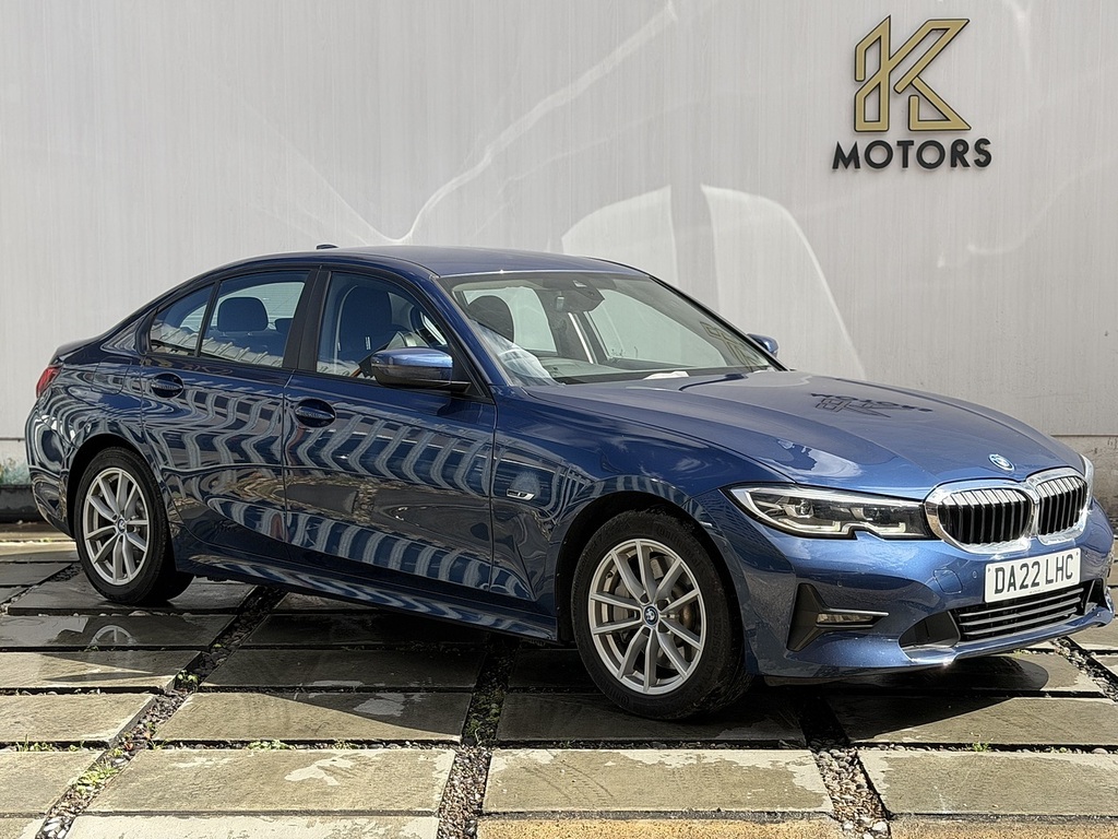 BMW 3 Series 2.0 330E 12Kwh Se Pro Saloon Plug-in Hy Blue