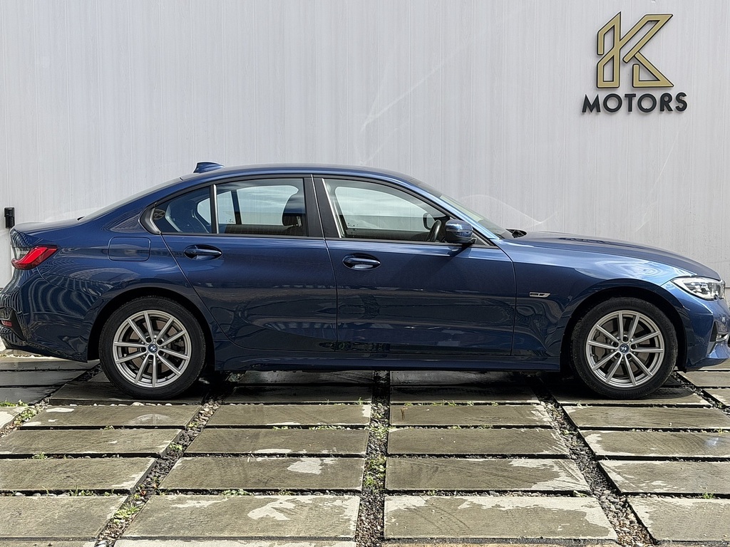 BMW 3 Series 2.0 330E 12Kwh Se Pro Saloon Plug-in Hy Blue #3