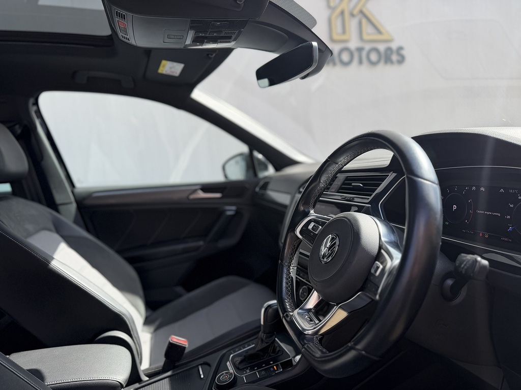 Volkswagen Tiguan 2.0 Tsi R-line Tech Suv Dsg 4Motion Eur Black #5