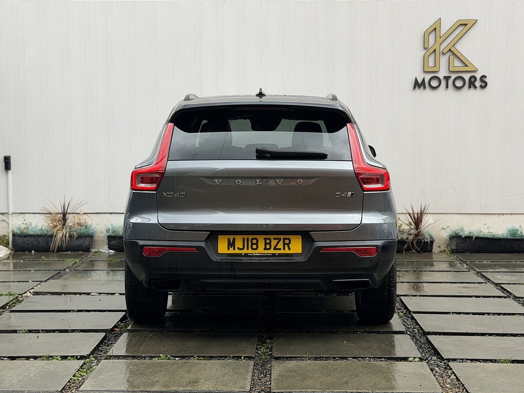 Volvo XC40 2.0 T5 R-design Pro Awd 245 Bhp White #13