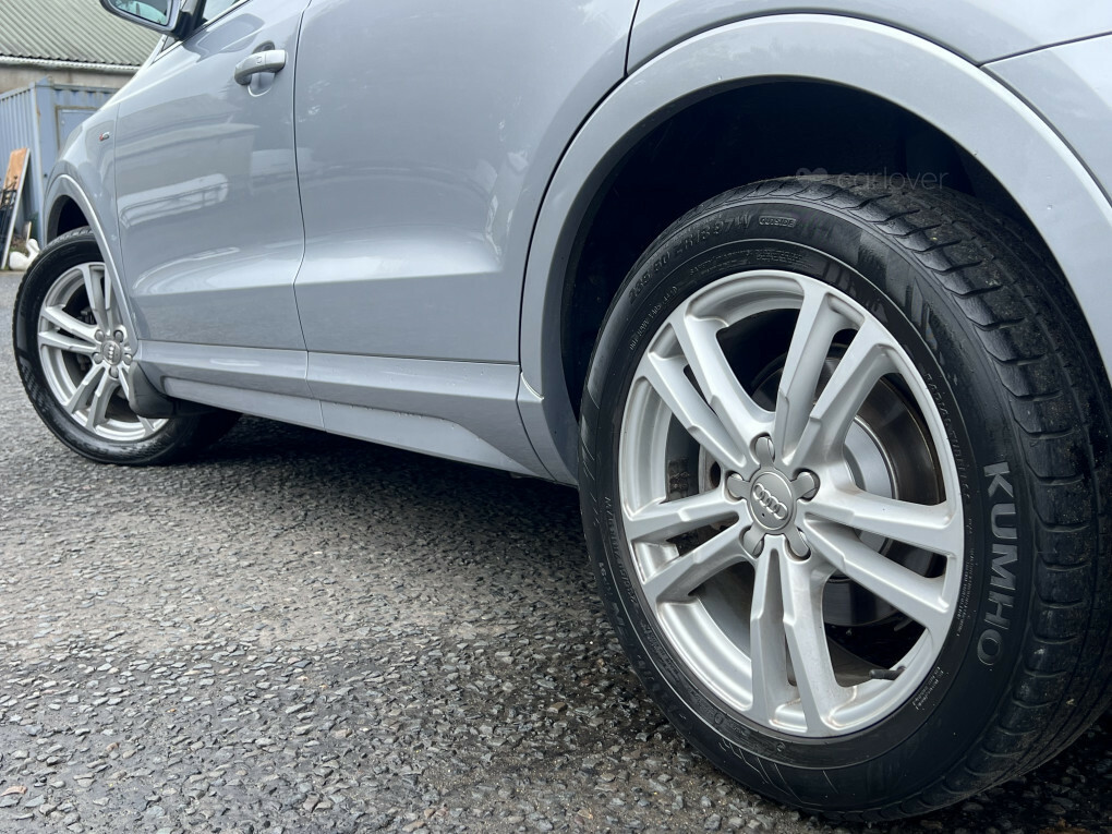 Audi Q3 2L Black Edition Grey #7