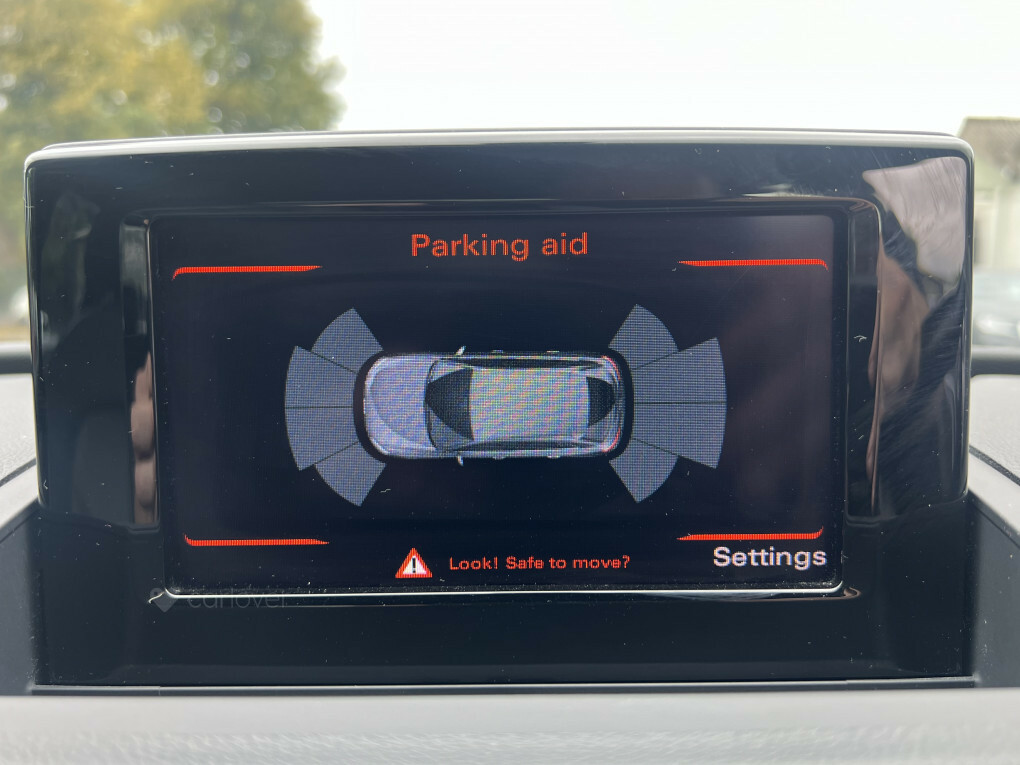 Audi Q3 2L Black Edition Grey #18