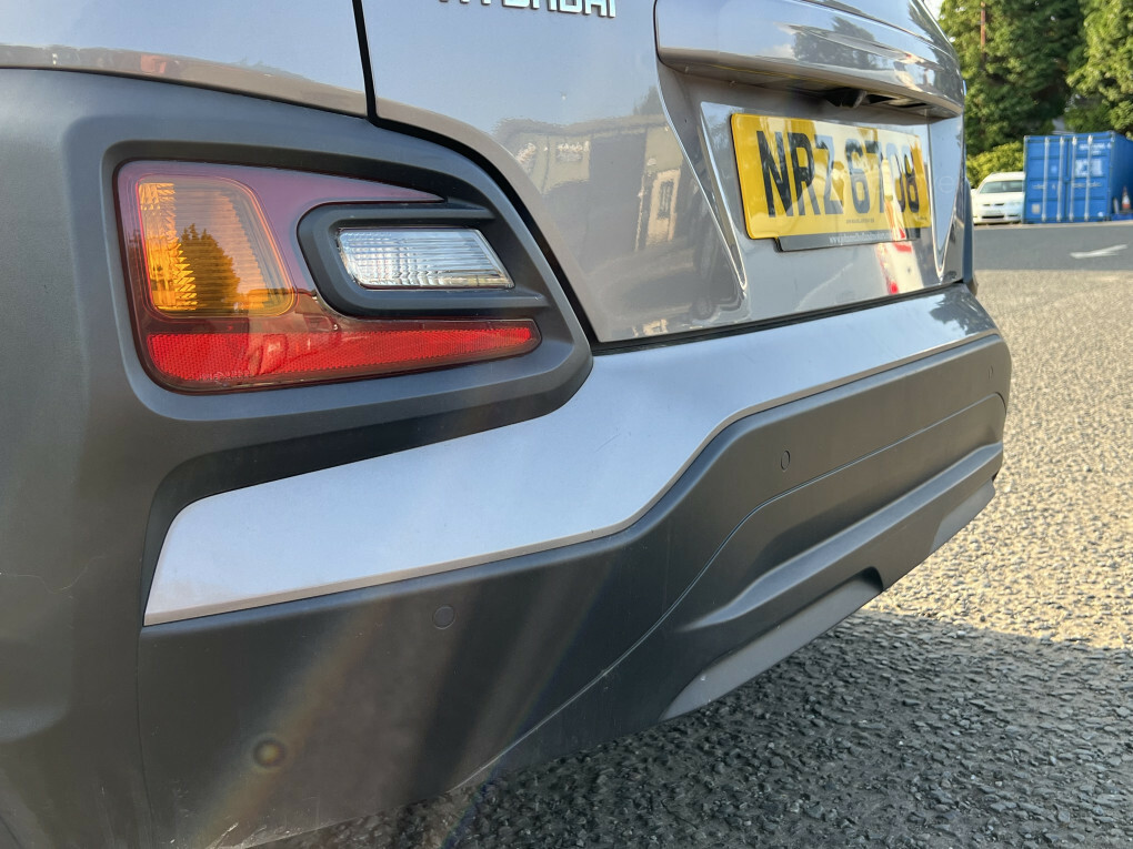 Hyundai Kona Se Silver #7