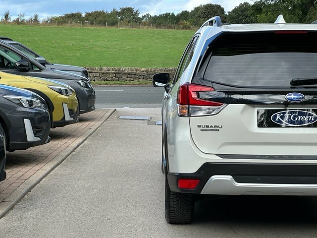 Subaru Forester I Xe Silver #28