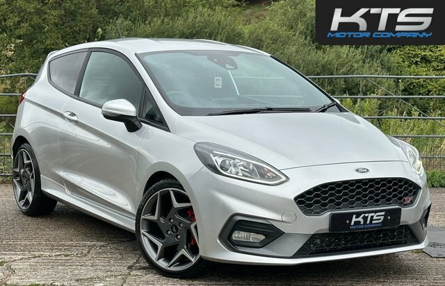 Ford Fiesta Ecoboost St-2 Hatchback EW19AHP Silver