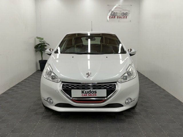 Peugeot 208 1.6 Thp Gti Hatchback Euro 5 20 White #2