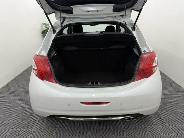 Peugeot 208 1.6 Thp Gti Hatchback Euro 5 20 White #6