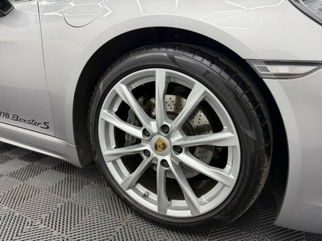Porsche 718 Boxster Boxster Silver #8