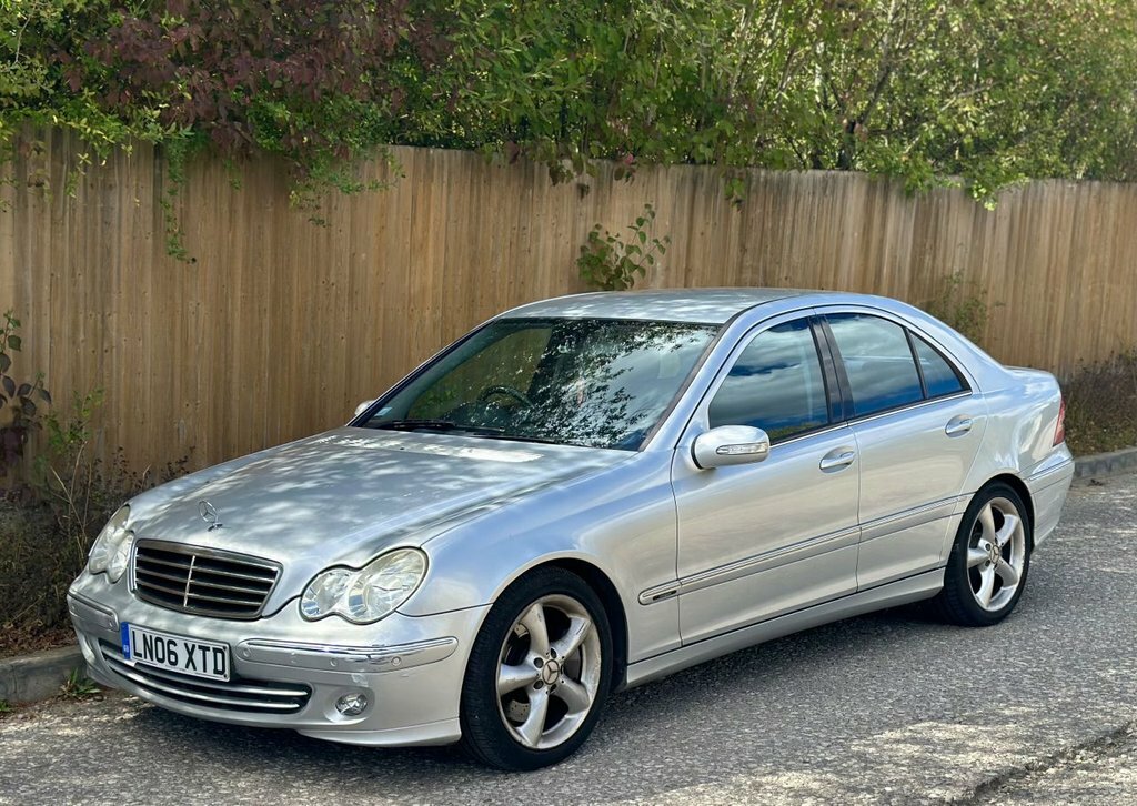 Mercedes-Benz C Class 1.8L Avantgarde Se Silver #4