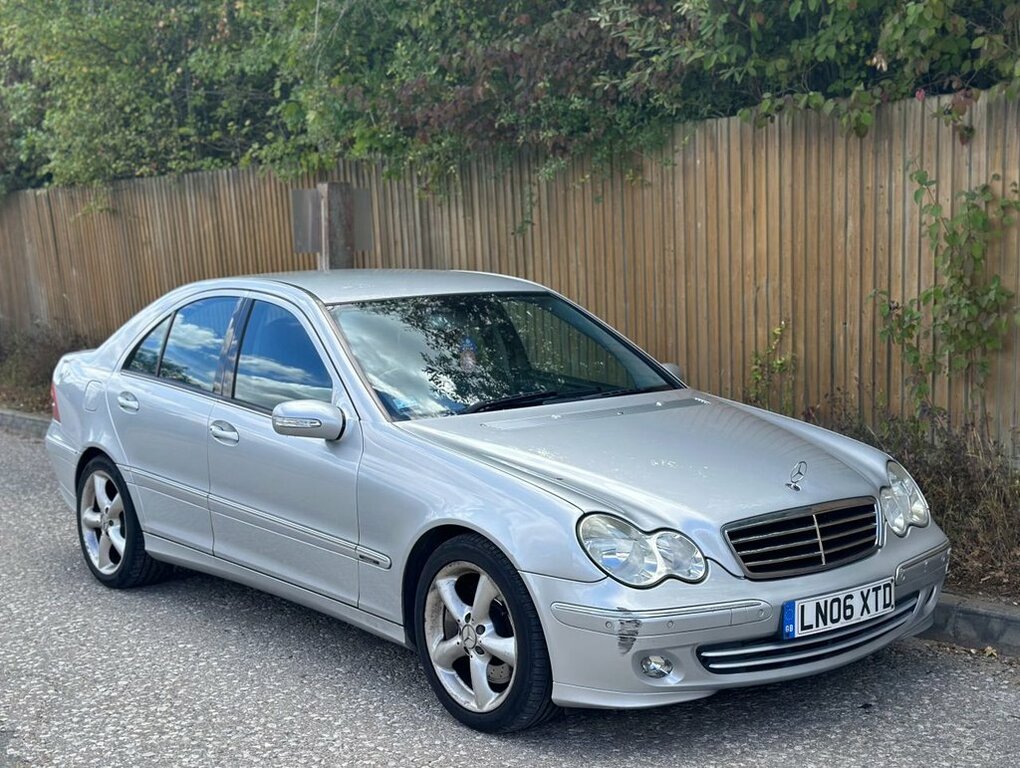 Mercedes-Benz C Class 1.8L Avantgarde Se Silver