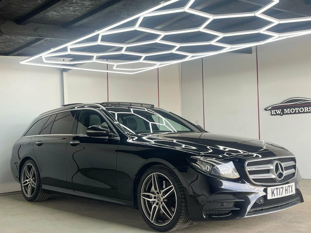 Mercedes-Benz E Class 2L Amg Line Black #3