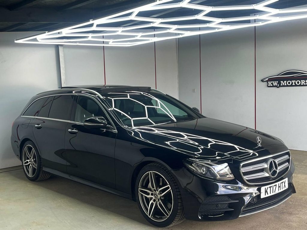 Mercedes-Benz E Class 2L Amg Line Black #2