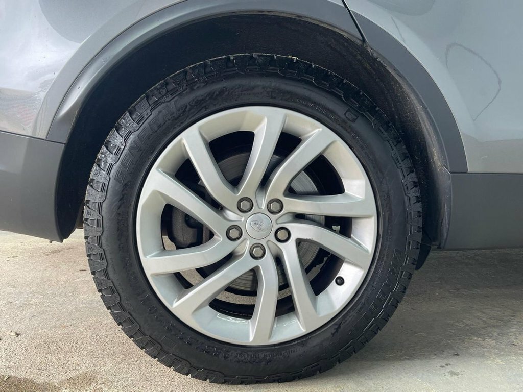 Land Rover Discovery  Silver #47