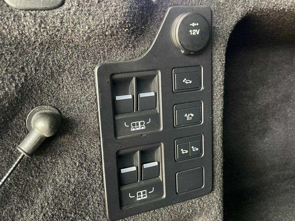 Land Rover Discovery  Silver #25