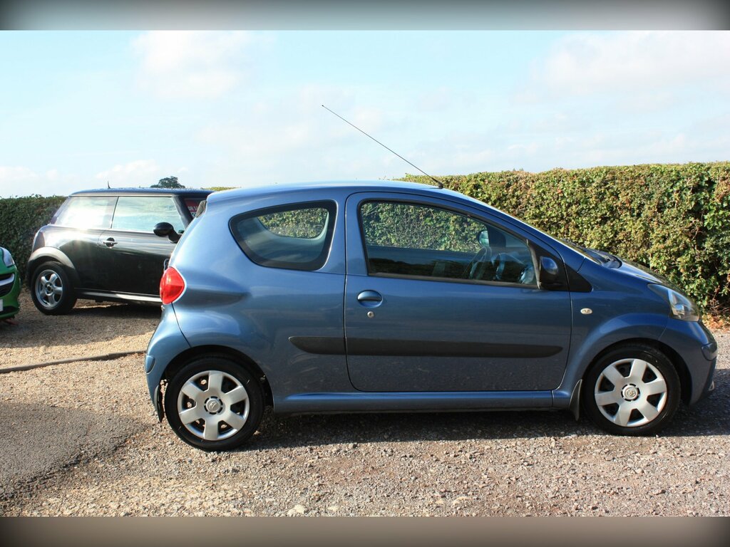 Toyota Aygo 1.0 Vvt-i Blue Hatchback Euro 4 Blue #4