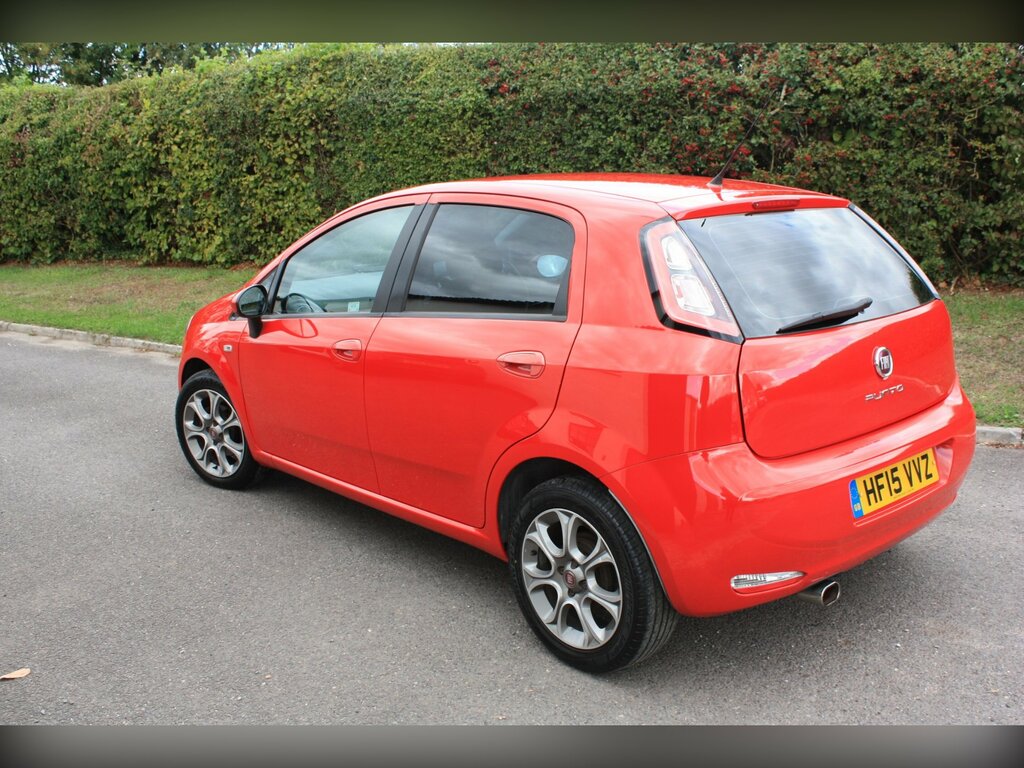 Fiat Punto 1.2 Easy Plus 69 Bhp White #8