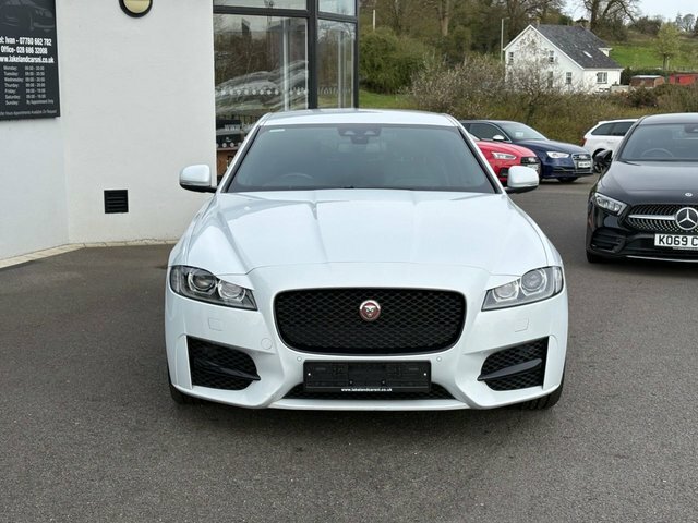 Jaguar XF Automatic White #5