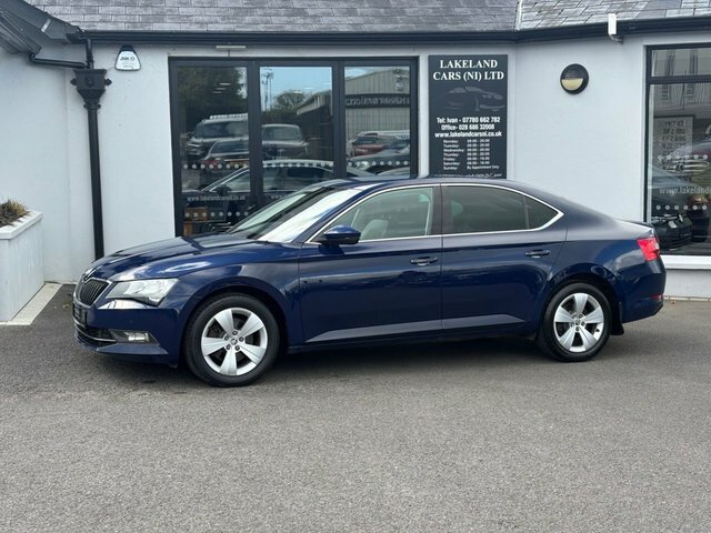 Skoda Superb Manual Blue #2