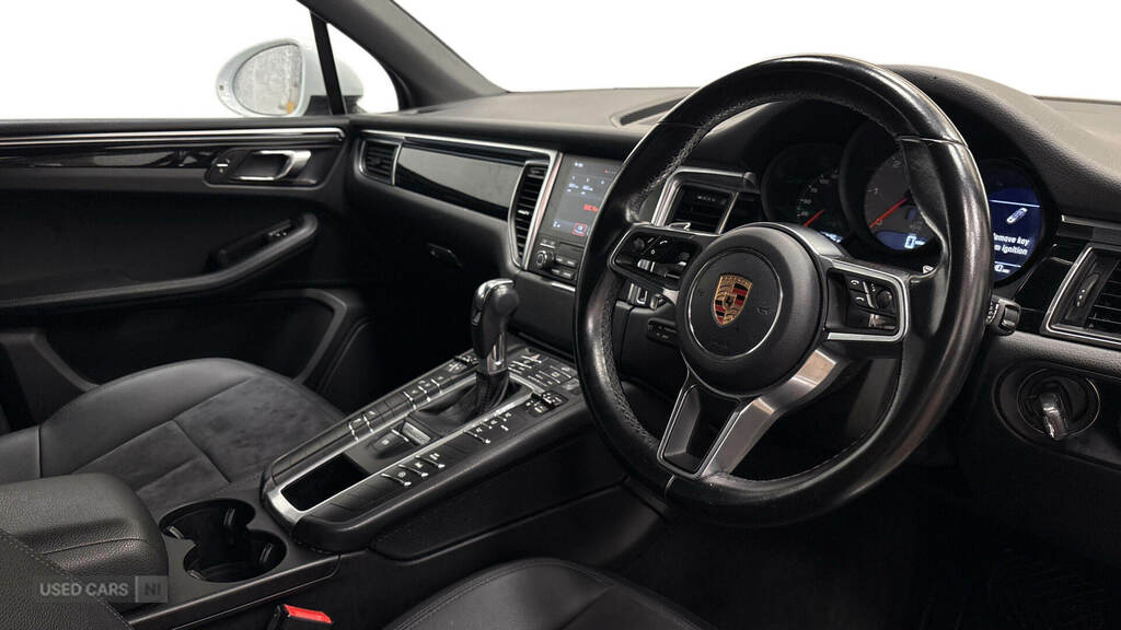 Porsche Macan S Pdk White #5