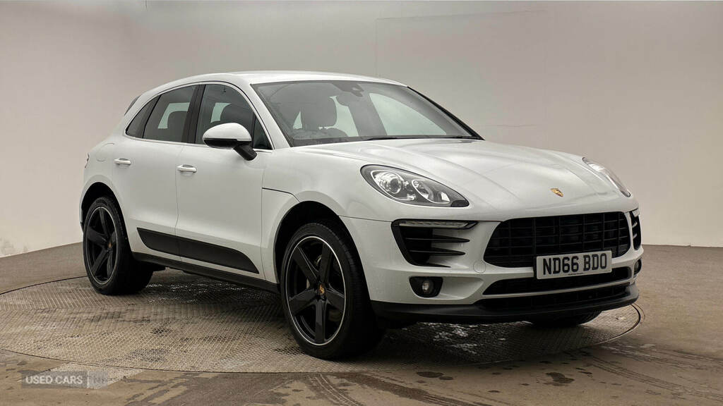 Porsche Macan S Pdk White