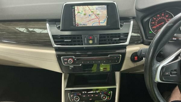 BMW 2 Series Active Tourer 220I Luxury Step White #11