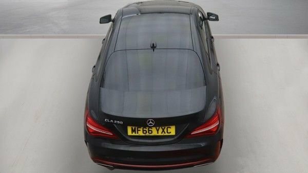 Mercedes-Benz CLA Class Cla 200 D Amg Line Black #8