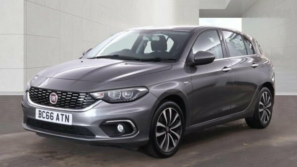 Fiat Tipo 1.4 Mpi Lounge Hatchback Euro 6 Grey