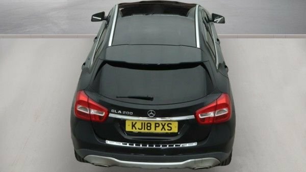 Mercedes-Benz GLA Class Gla 220 Amg Line Premium D 4Matic Black #8