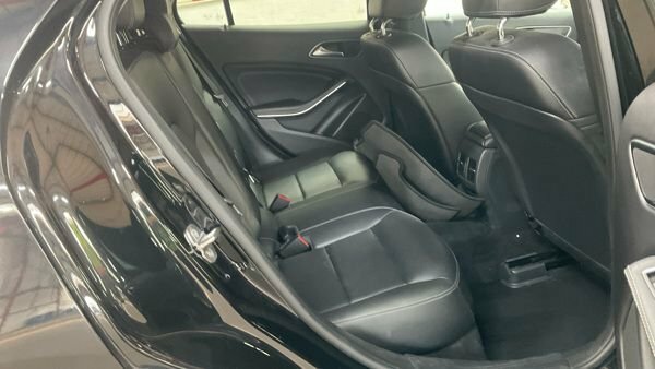 Mercedes-Benz GLA Class Gla 220 Amg Line Premium D 4Matic Black #9