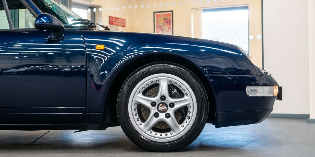Porsche 911 Carrera Black #10
