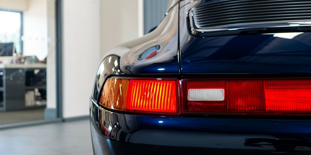 Porsche 911 Carrera Black #43