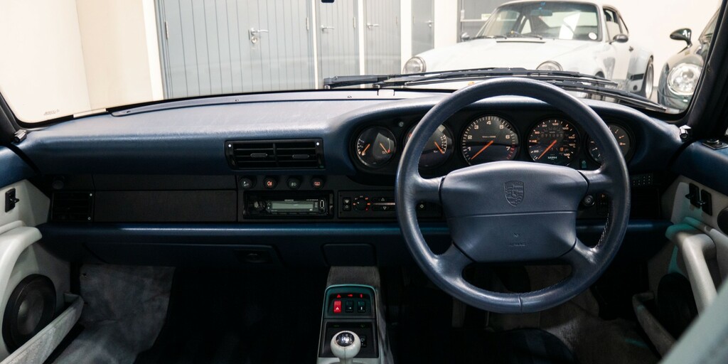Porsche 911 Carrera Black #21