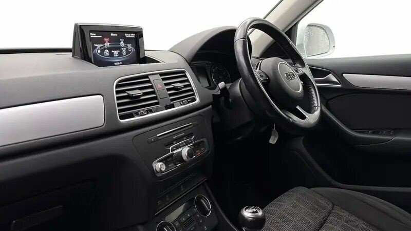 Audi Q3 1.4L Sport White #6