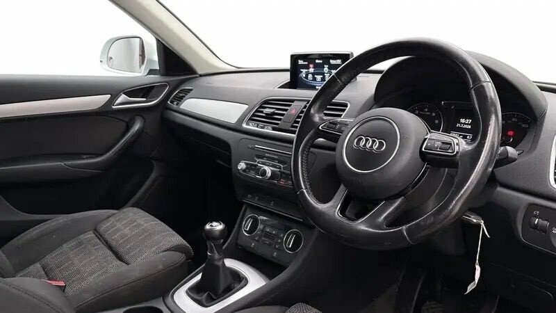 Audi Q3 1.4L Sport White #5