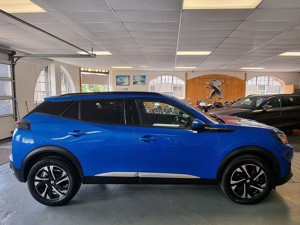 Peugeot 2008 1.2 Puretech Allure Premium Suv Eat Eur Blue #5