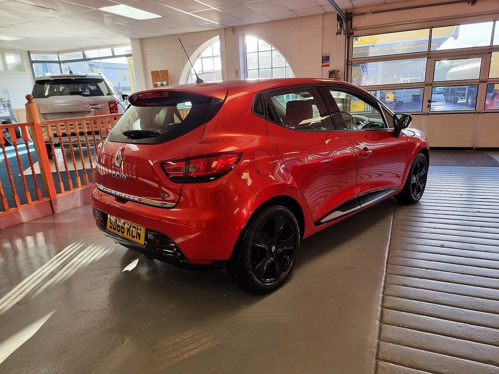 Renault Clio 0.9 Tce Dynamique Nav Hatchback Red #6
