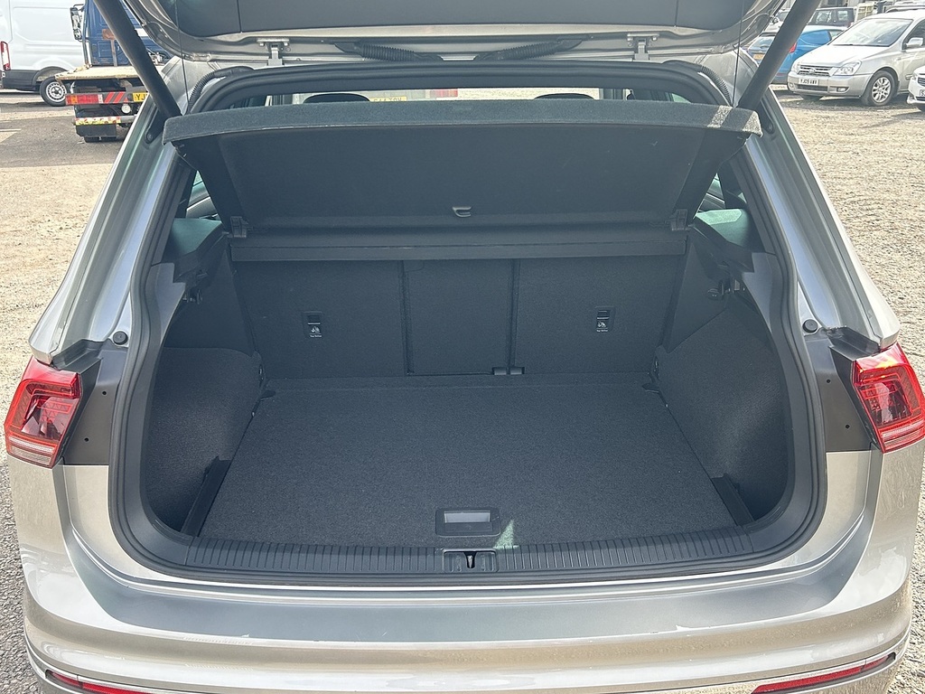 Volkswagen Tiguan R-line Tech Grey #5
