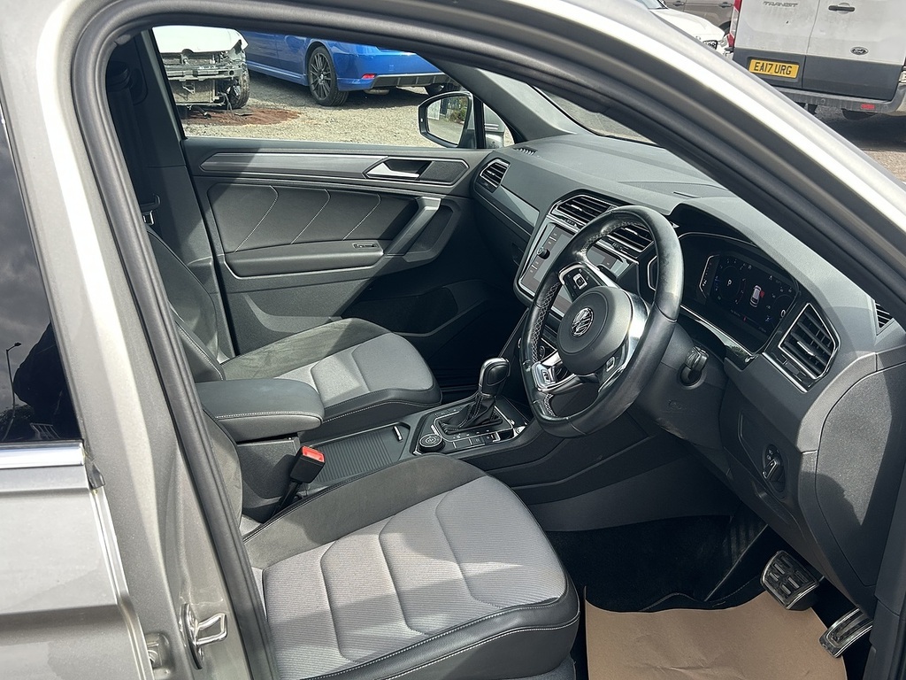 Volkswagen Tiguan R-line Tech Grey #6