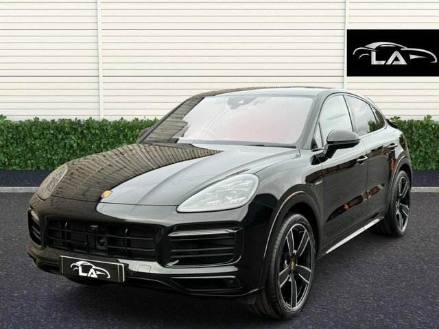 Porsche Cayenne 2022 3.0 V6 E-hybrid 17.9Kwh Platinum Edition Tipt Black