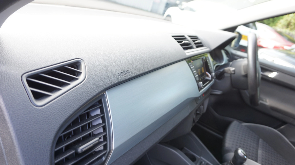 Skoda Fabia 1.0 Tsi Se  #11