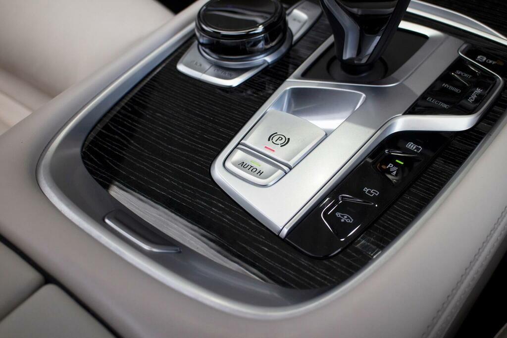 BMW 7 Series 740I 4dr Auto Black #57