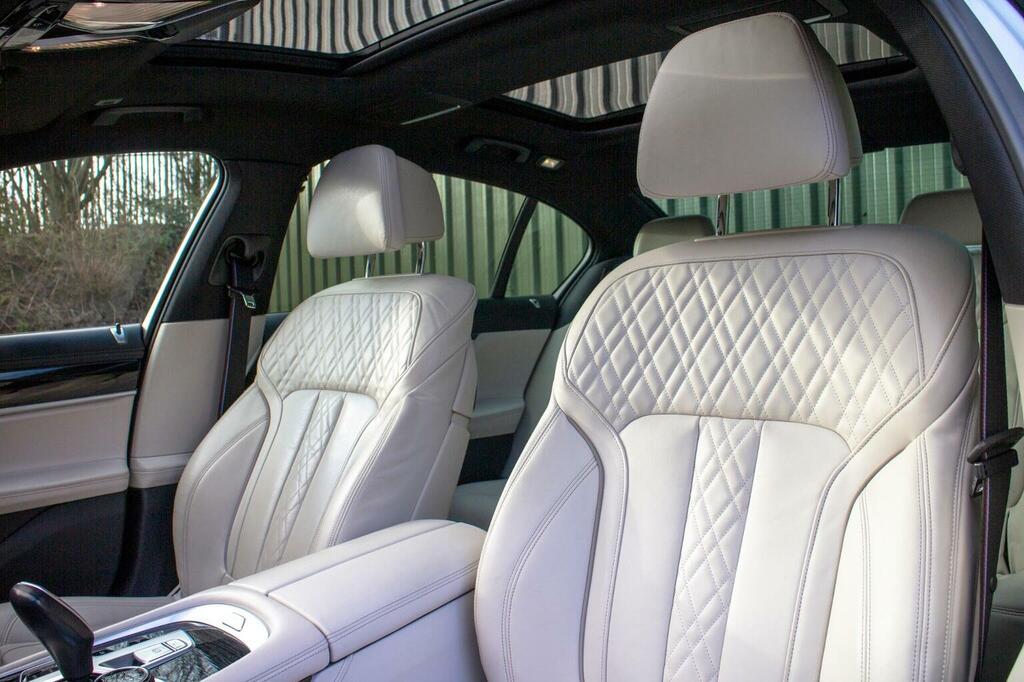 BMW 7 Series 740I 4dr Auto Black #17