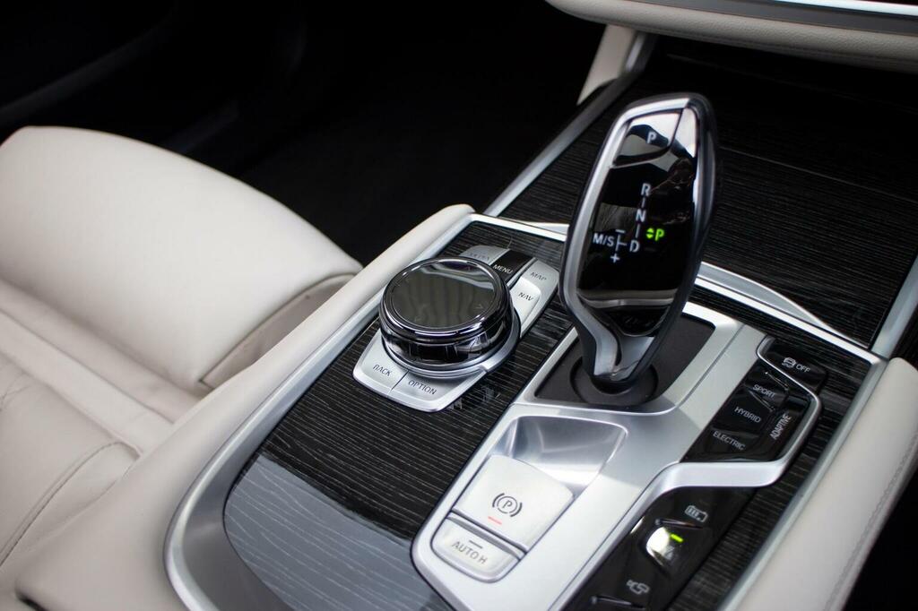BMW 7 Series 740I 4dr Auto Black #20