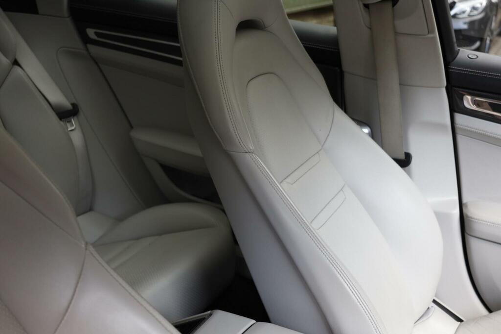 Porsche Panamera Panamera 4S D Grey #77