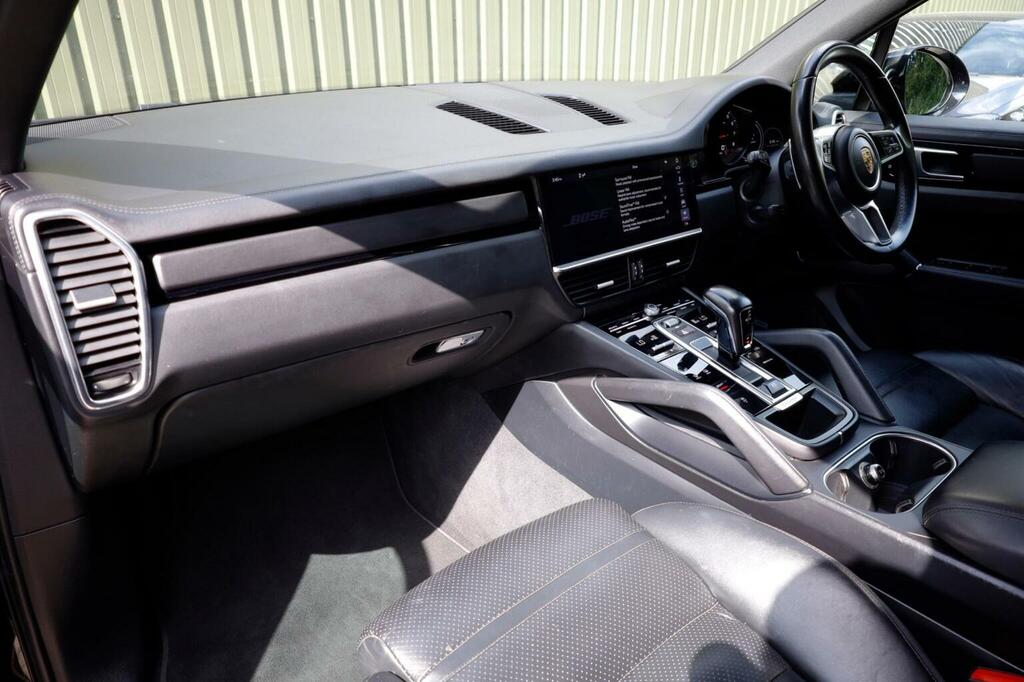 Porsche Cayenne 3.0L V6 4Wd Blue #18