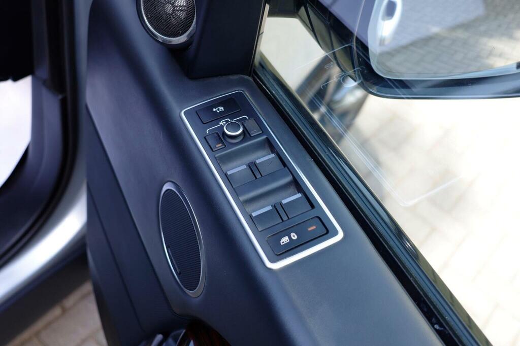 Land Rover Range Rover Vogue Gold #39