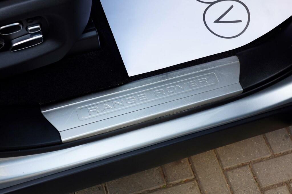 Land Rover Range Rover Vogue Gold #46