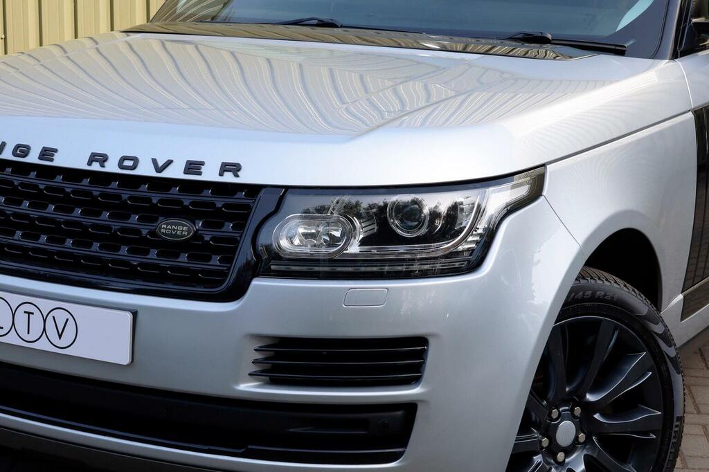 Land Rover Range Rover Vogue Gold #49
